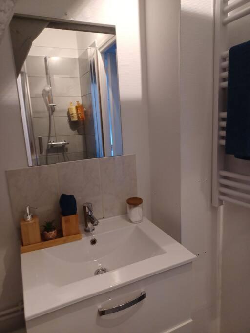 Le Citadin Aeroport Beauvais Paris Apartamento Exterior foto